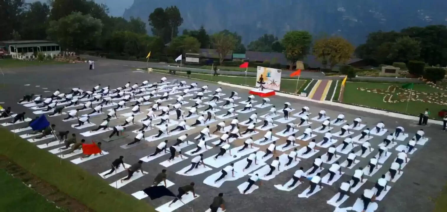 भारतीय सेना ने अंतर्राष्ट्रीय योग दिवस 2025 का उत्सव मनाया