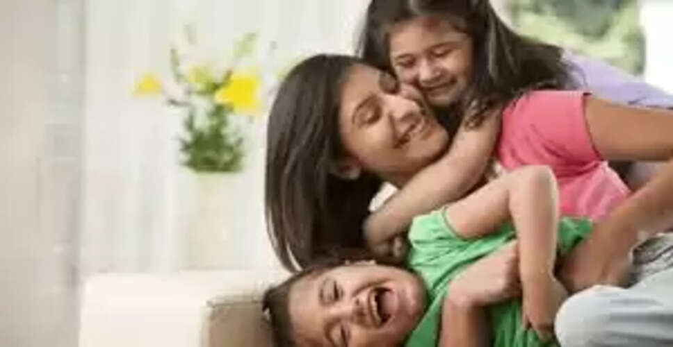 अमेरिका में एक महिला के 11 बच्चे: अनोखी कहानी और भविष्य की योजनाएँ