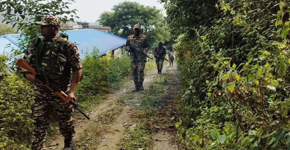 मणिपुर में अज्ञात बंदूकधारियों द्वारा चार लोगों की हत्या