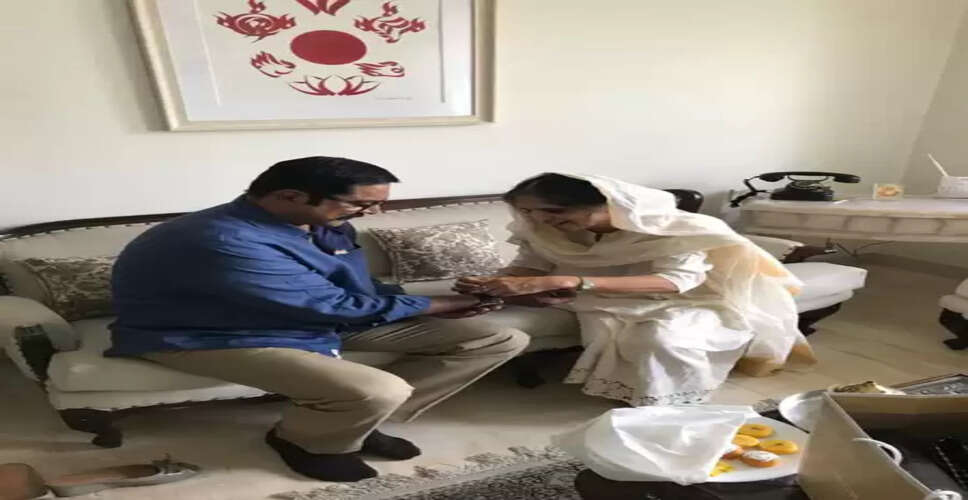 खून का रिश्ता नहीं, फिर भी 25 साल से एक्टर सरथ कुमार को भेजती आ रही हैं रक्षा सूत्र, तमिल स्टार बोले- मेरे लिए ये खास