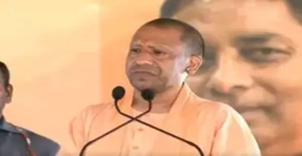 अभी पाकिस्तान के हाथों में कटोरा, अब वह पानी के लिए तरसने वाला है : सीएम योगी