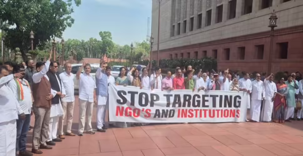 FCRA संशोधन विधेयक पर राजनीतिक विवाद: कांग्रेस का विरोध जारी