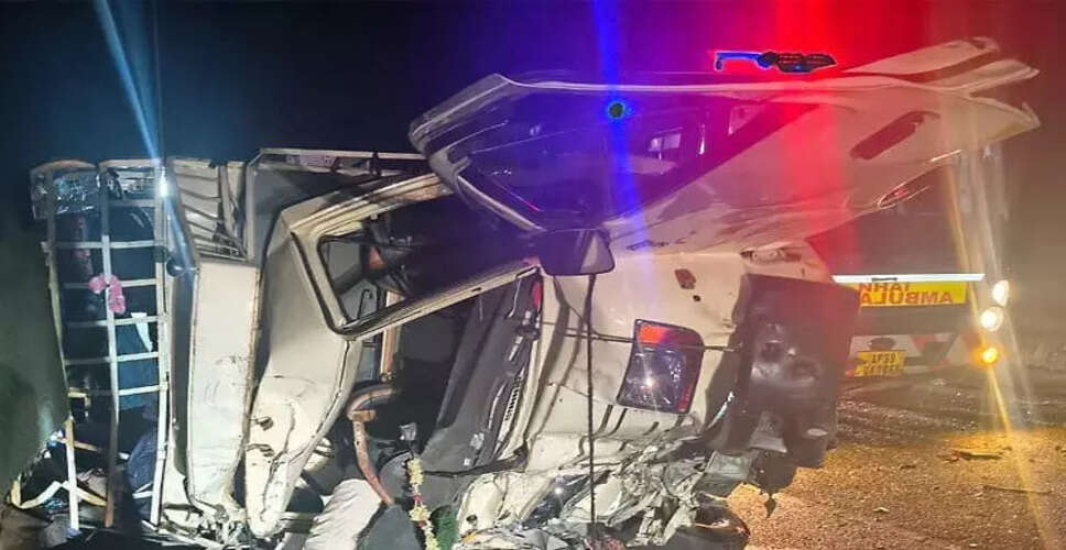 आंध्र प्रदेश में दुर्घटना में आठ तीर्थयात्रियों की मृत्यु पर शोक