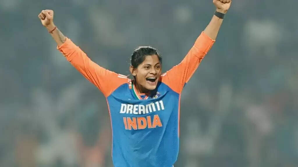 टीम इंडिया में इंग्लैंड दौरे के लिए नया बदलाव, दिल्ली कैपिटल्स की स्पिनर को मिला मौका