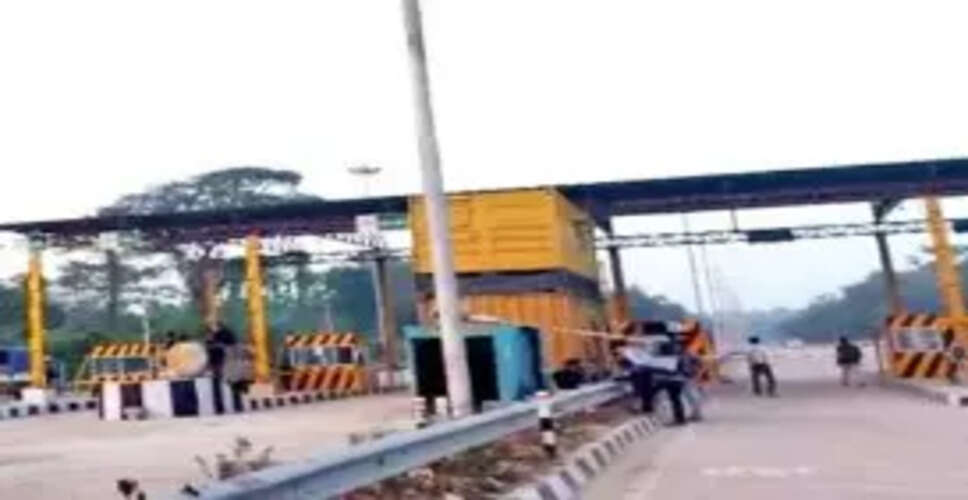 राष्ट्रीय राजमार्गों पर टोल वसूली और बुनियादी सुविधाओं की कमी