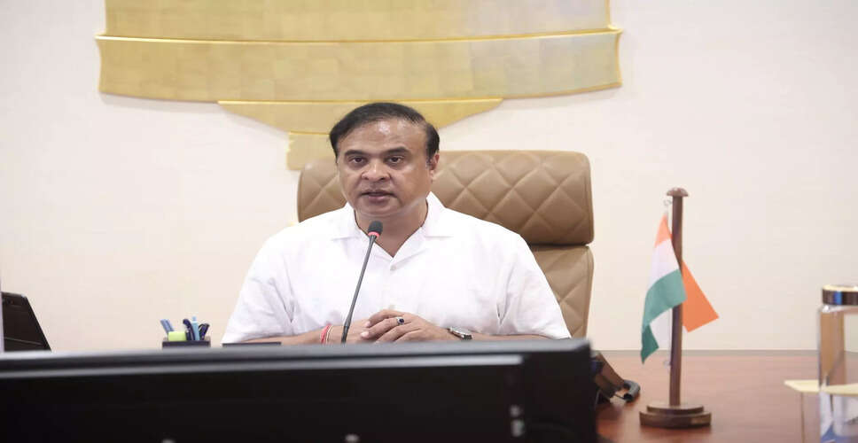 असम सरकार ने 330 अवैध प्रवासियों को वापस भेजा