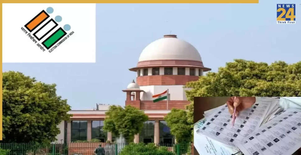 बिहार में मतदाता सूची से बाहर रहने वालों के लिए आधार कार्ड का उपयोग करने की अनुमति