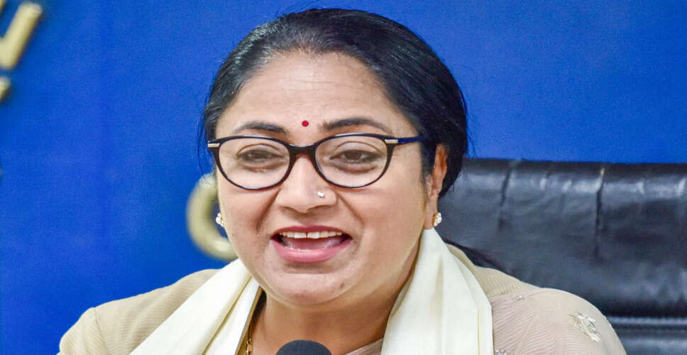 दिल्ली सरकार ने निजी स्कूलों की फीस विनियमन के लिए नया विधेयक पारित किया