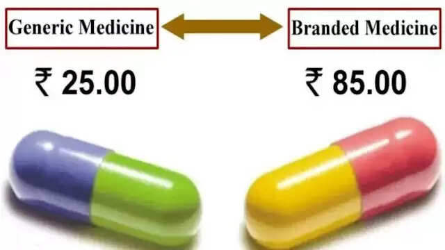 ब्रांडेड और जेनेरिक दवाओं के बीच का अंतर: क्या सस्ती दवाएं प्रभावी हैं?