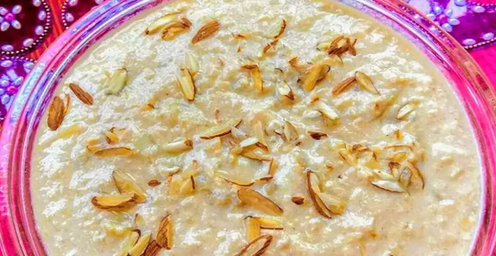 नवरात्रि पर बनाएं स्वादिष्ट कस्टर्ड सेब की रबड़ी