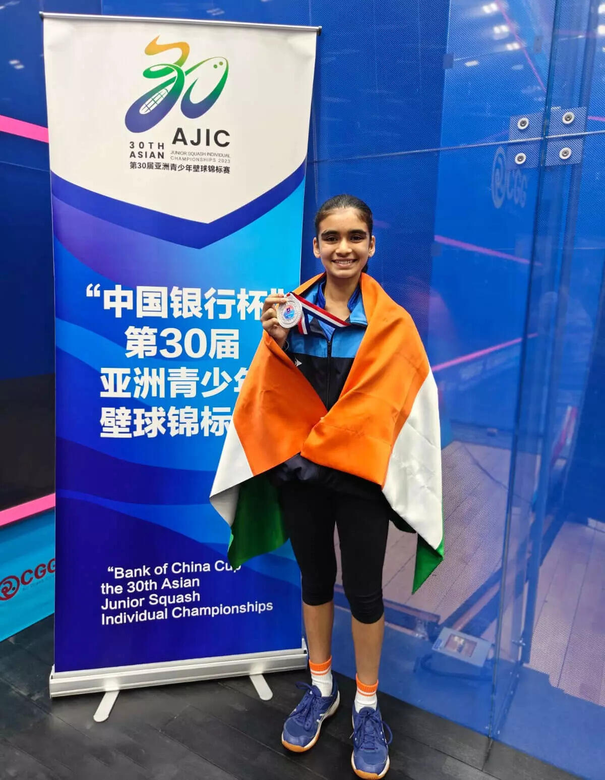 उज्जैन की आराध्या पोरवाल ने स्क्वैश में जीता स्वर्ण पदक, मुख्यमंत्री ने की सराहना