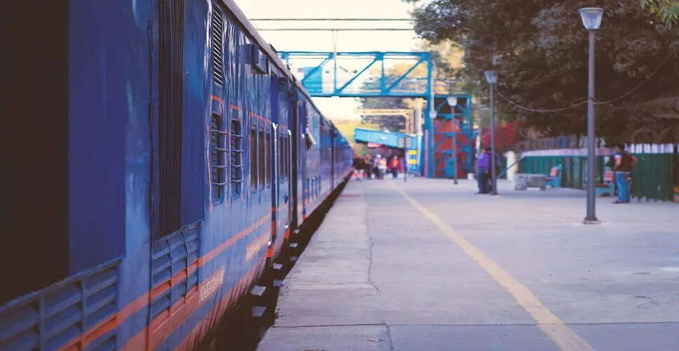 पूर्वोत्तर रेलवे ने पर्यावरण के अनुकूल बायोडिग्रेडेबल बैग पेश किए