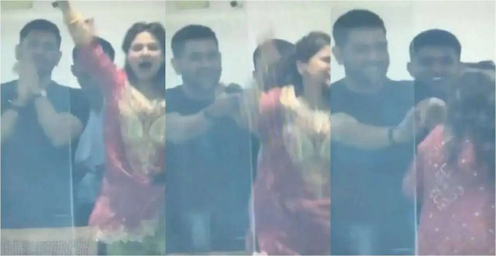 धोनी की पत्नी साक्षी ने T20 विश्व कप सेमीफाइनल में किया खास जश्न