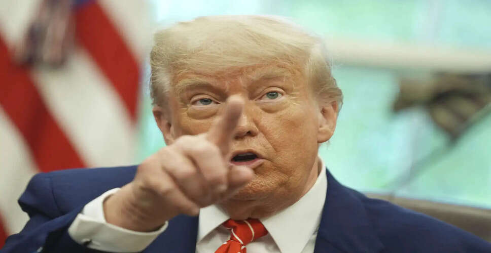 डोनाल्ड ट्रंप का ईरान को चेतावनी: होर्मुज जलडमरूमध्य को खोलने की प्रक्रिया शुरू करें