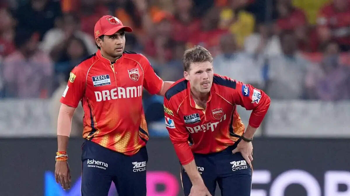 IPL 2025: पंजाब किंग्स और केकेआर में बड़े बदलाव, मैक्सवेल और फर्ग्यूसन बाहर