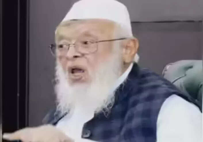 मौलाना अरशद मदनी के विवादास्पद बयान पर राजनीतिक हलचल