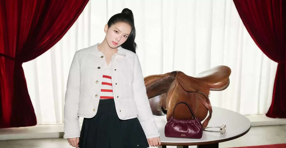 ब्लैकपिंक की जीसू विवाद में फंसी, एजेंसी ने किया स्पष्टीकरण