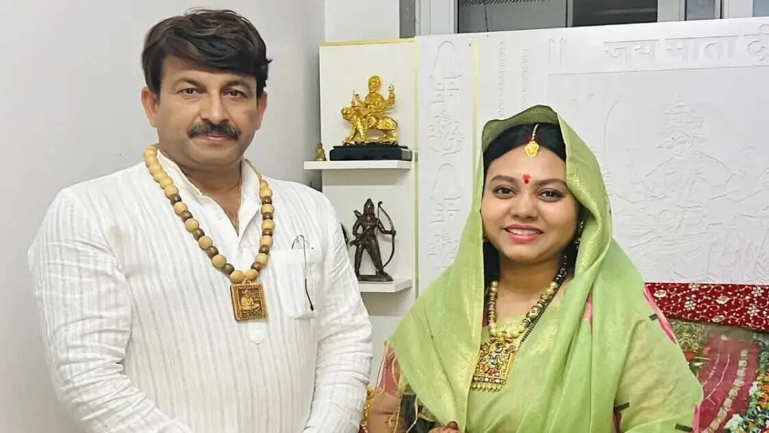 मनोज तिवारी का रोड शो: हिंसा और व्यक्तिगत जीवन की चर्चा