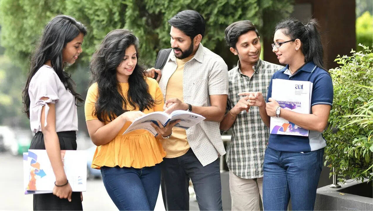 इंजीनियरिंग के 7 अनोखे कोर्स जो आपके करियर को बदल सकते हैं