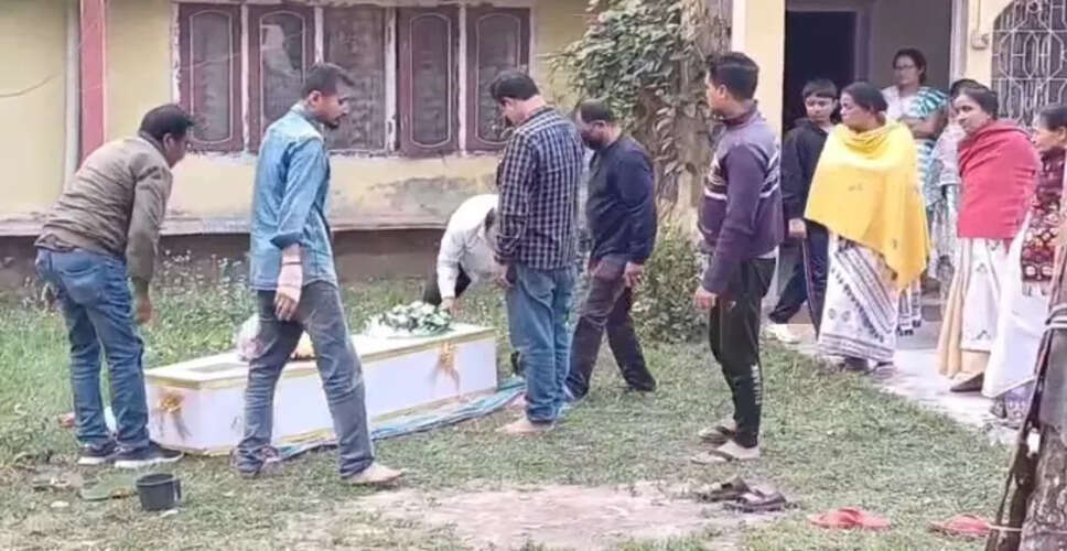असम के शिक्षक की रहस्यमय मौत: नदी से मिला शव