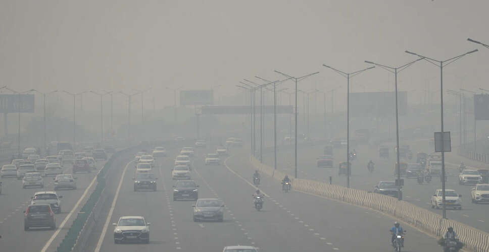 दिल्ली में वायु गुणवत्ता गंभीर स्तर पर, एक्यूआई 375 तक पहुंचा