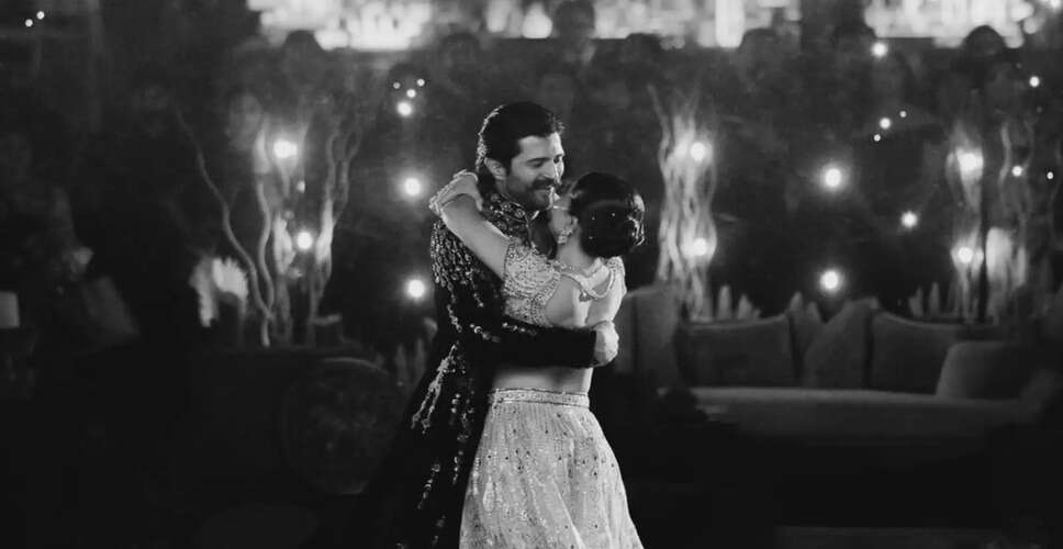 विजय देवरकोंडा ने शादी के एक महीने पर अपने करीबी सहयोगियों को किया धन्यवाद