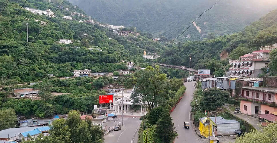 वैष्णो देवी यात्रा 14वें दिन भी स्थगित, श्रद्धालुओं की बढ़ी चिंता