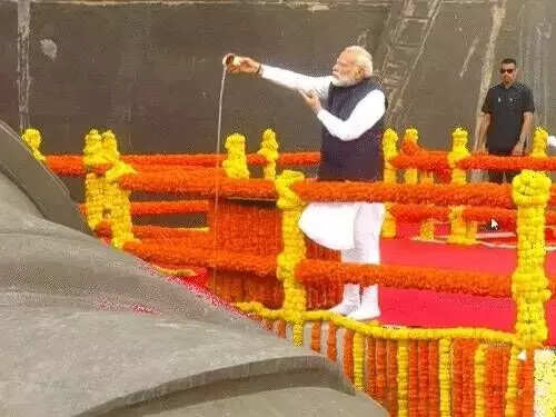 प्रधानमंत्री मोदी का कश्मीर पर बड़ा बयान: सरदार पटेल की विरासत का महत्व