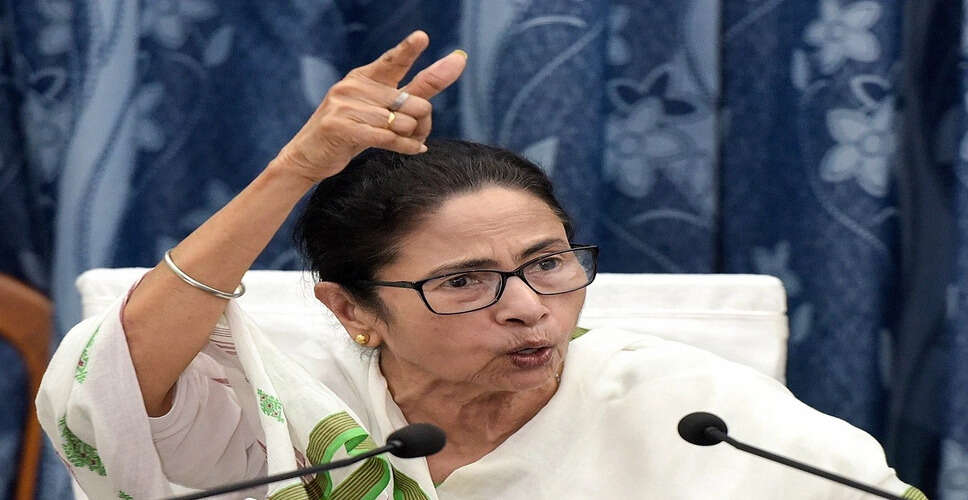 ममता बनर्जी ने पहलगाम हमले पर सशस्त्र बलों की प्रशंसा की