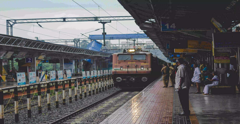रेलवे मंत्रालय ने गैर-एसी और एसी क्लास के किराए में वृद्धि की योजना बनाई
