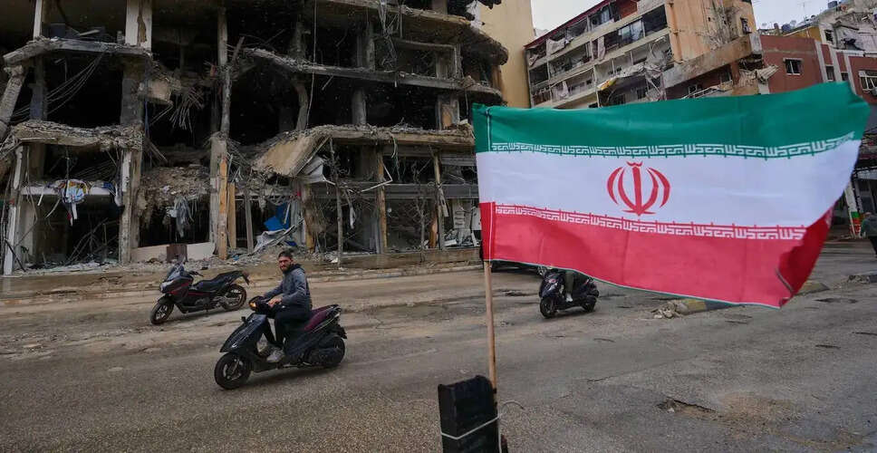 ईरान ने तेहरान के हवाई अड्डों को फिर से खोला