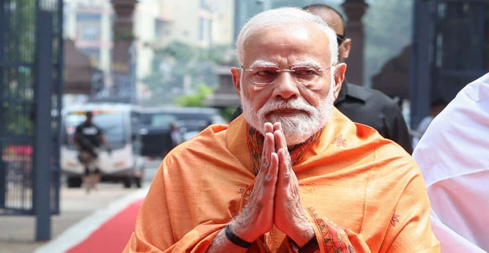 प्रधानमंत्री मोदी ने दी दीपावली की शुभकामनाएं, आत्मनिर्भरता का किया आह्वान
