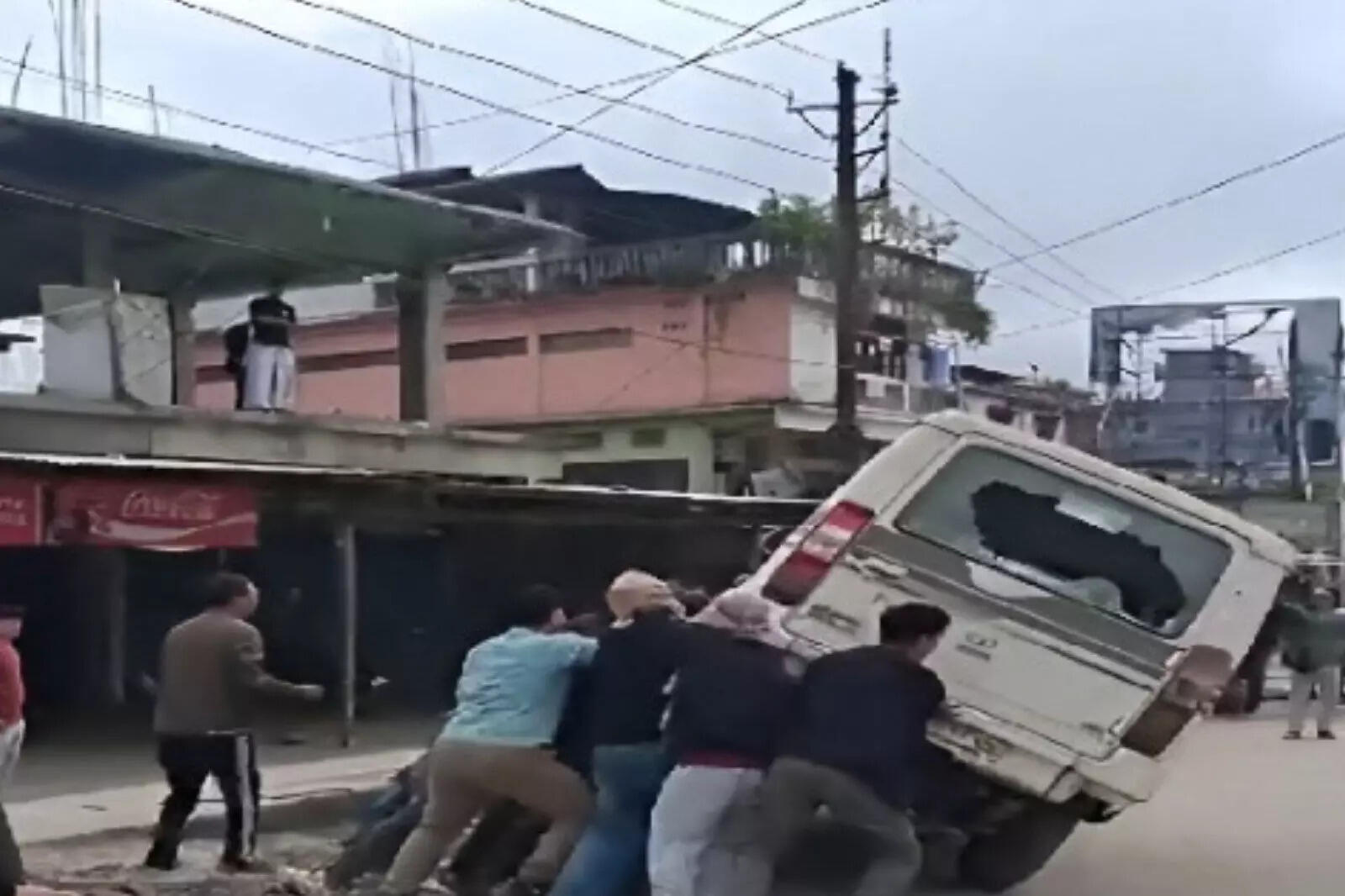 अरुणाचल प्रदेश में मेंगा डैम के खिलाफ बढ़ते विरोध प्रदर्शन