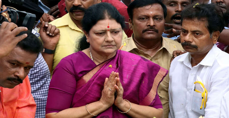 शशिकला ने नव वर्ष पर दी शुभकामनाएं, डीएमके पर किया तीखा हमला