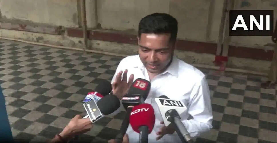 सर्वोच्च न्यायालय ने टीएमसी की याचिका खारिज की, चुनाव आयोग के निर्देशों पर दी सफाई