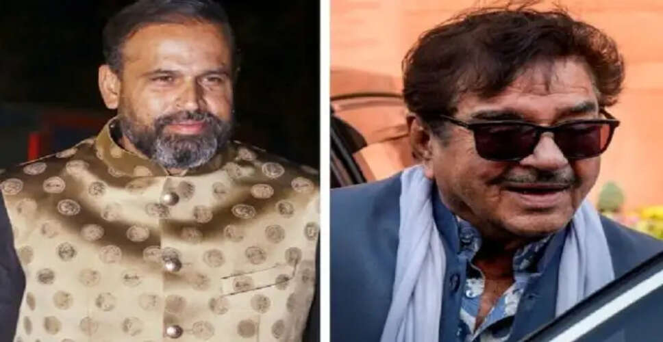 पश्चिम बंगाल में टीएमसी सांसदों की बगावत: ममता बनर्जी की चुनौतियाँ बढ़ीं