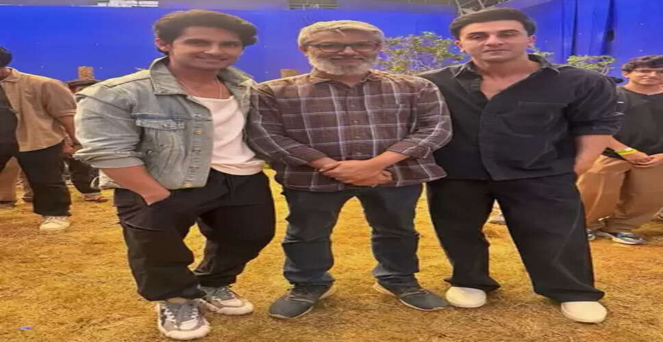 रवि दुबे ने ‘रामायण’ के सेट से शेयर की तस्वीर, साथ में दिखे रणबीर