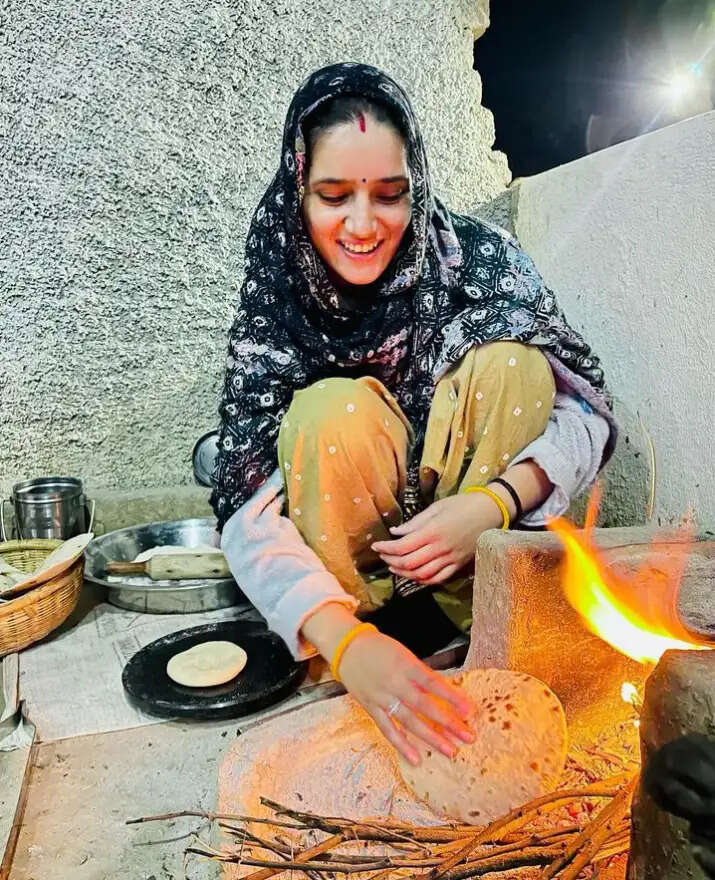 राजस्थान की भाभी जी: सोशल मीडिया पर छाई मधु राव की कहानी