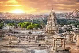 हम्पी का विरुपाक्ष मंदिर: एक अद्भुत धार्मिक धरोहर