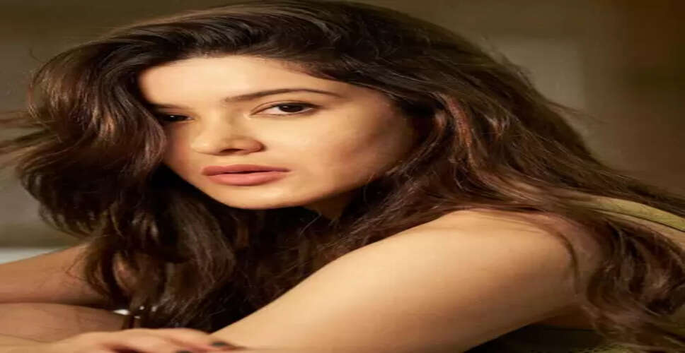 शनाया ने शेयर किया बीटीएस वीडियो, विक्रांत संग दिखाई ‘आंखों की गुस्ताखियां’ की झलक