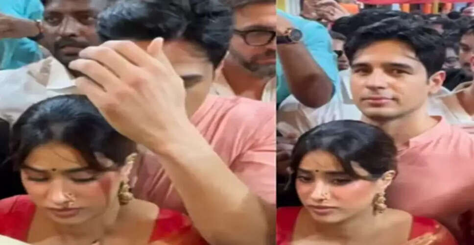 जान्हवी कपूर की गणेश चतुर्थी पर भीड़ में असहजता का सामना