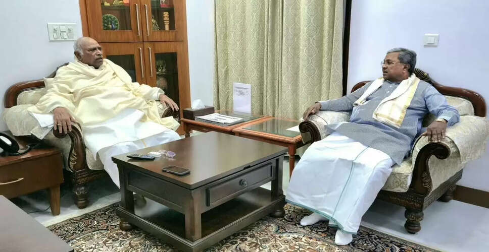 कर्नाटक में कैबिनेट फेरबदल पर आलाकमान का निर्णय: सिद्धारमैया और शिवकुमार की दिल्ली यात्रा