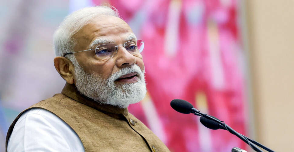 प्रधानमंत्री मोदी की कोलकाता यात्रा: संयुक्त कमांडर सम्मेलन का उद्घाटन