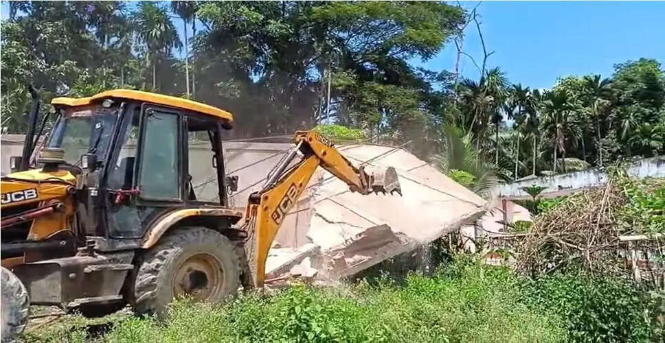 असम सरकार का भूमि अतिक्रमण हटाने का अभियान जारी, तनाव बढ़ा