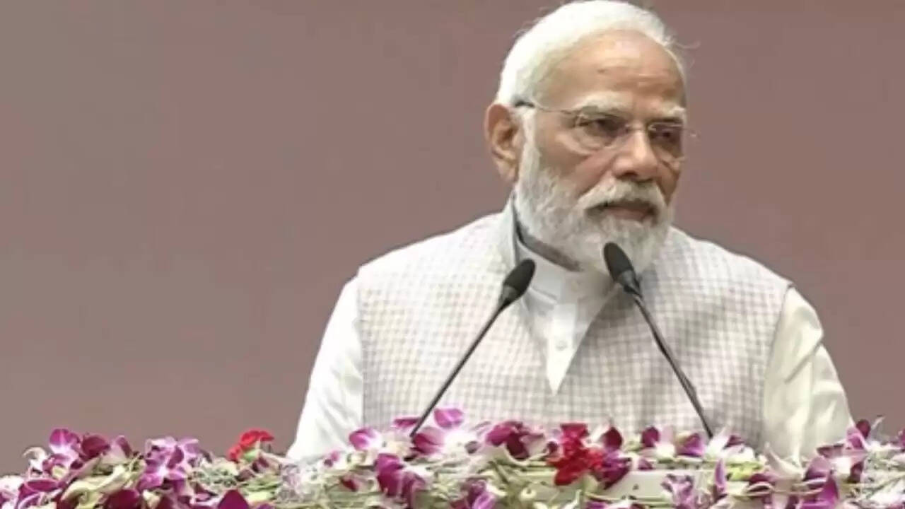 प्रधानमंत्री मोदी ने कानूनी सहायता वितरण तंत्र को मजबूत करने पर सम्मेलन का उद्घाटन किया