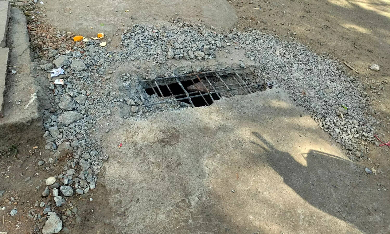 भोपाल में नगर निगम का नया घोटाला: 240 मीटर नाली के लिए 16 टन सरिया का उपयोग