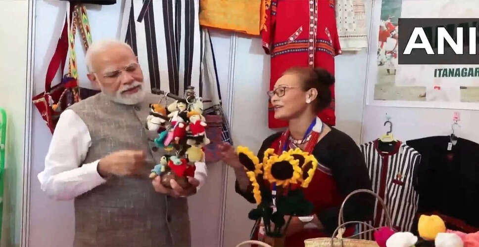 प्रधानमंत्री मोदी ने अरुणाचल प्रदेश में स्थानीय उद्यमियों से की मुलाकात