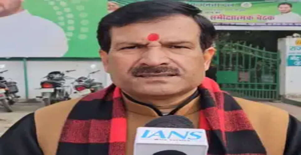 नीतीश कुमार भाजपा से डरे हुए हैं : मृत्युंजय तिवारी