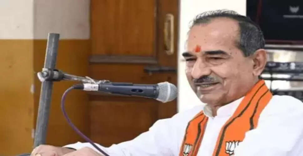 पति के खिलाफ महिला की शिकायत पर डीएम ने लिया सख्त कदम