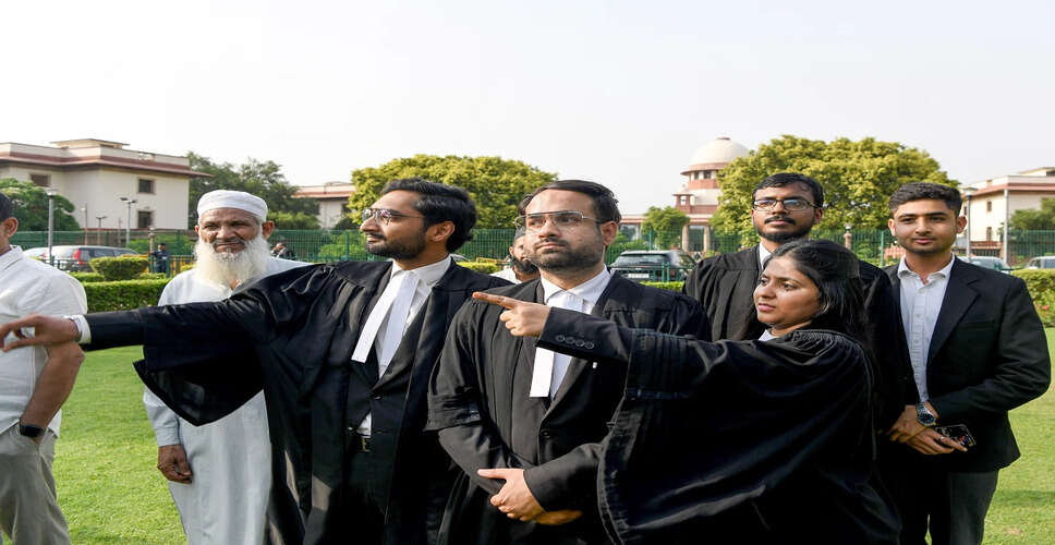 दिल्ली बार एसोसिएशन ने गर्मियों में वकीलों के लिए काले कोट की अनिवार्यता समाप्त की